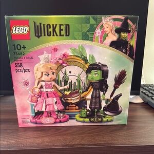 NEW LEGO Wicked Elphaba & Glinda Figures Building Toy 75682 Bricks Set